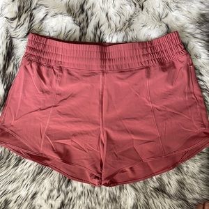 Lululemon High Rise shorty-Hot Lined Shorts